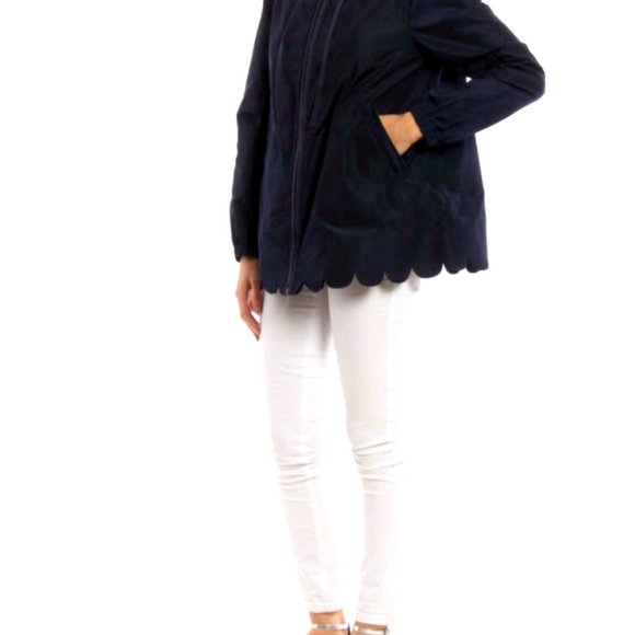 NWOT RED VALENTINO NAVY BLUE SEMI GLOSSY NYLON FLARED SCALLOPED EDGE ZIP JACKET - Picture 4 of 15